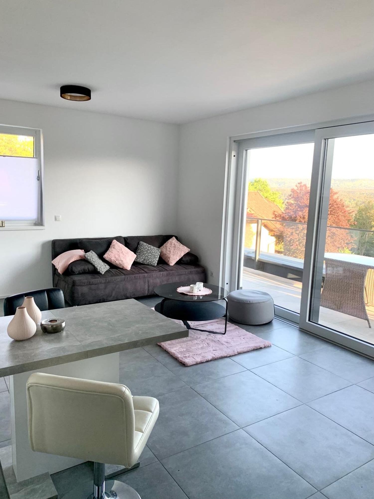 Woerthersee-Appartements Velden am Wörthersee Екстериор снимка